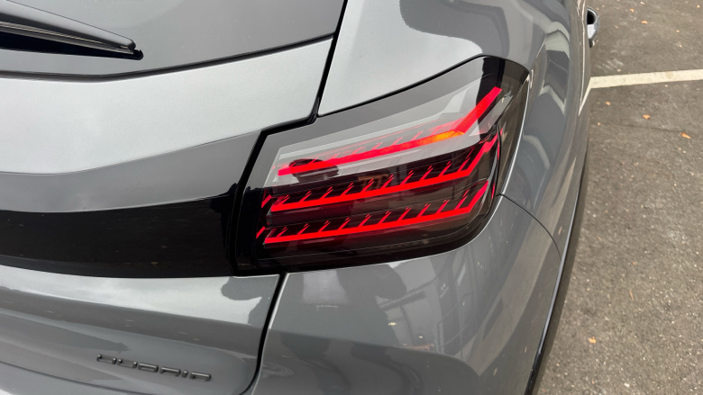 Peugeot 208 1.2 Hybrid 136 GT 5dr e-DSC6 Petrol Hatchback